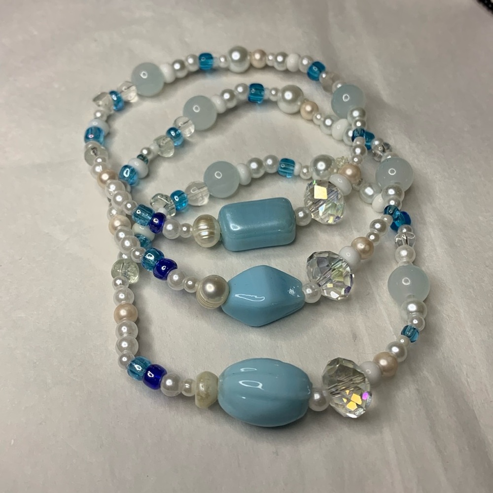 5/$20 ENTIRE SHOP CLEARANCE Santorini handmade beaded bracelet 🇬🇷🌊🐬❤️